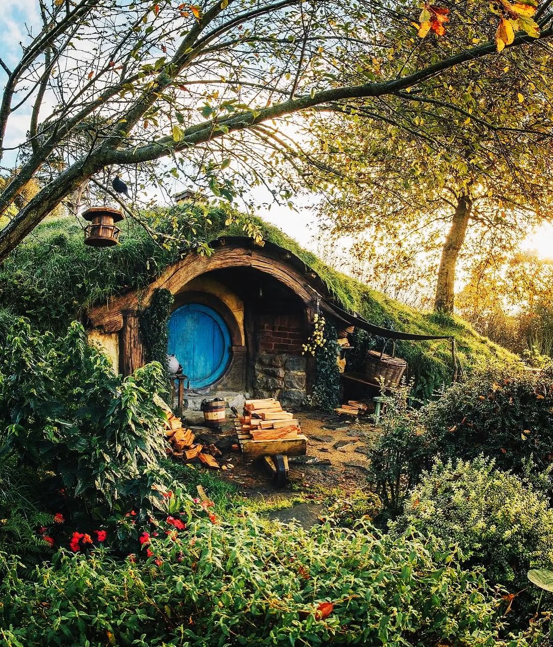 An image of a luxurious smial inspired from Tolkien's fictional world