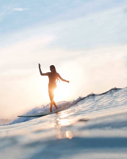 surfing in India