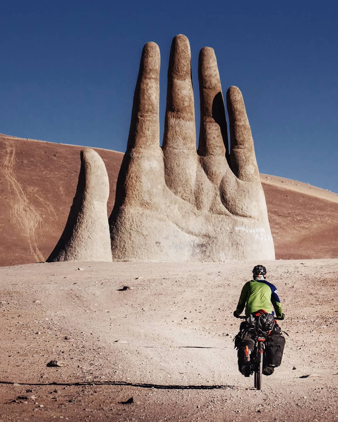 La Mano del Desierto (or ‘The Hand of the Desert’) sculpture