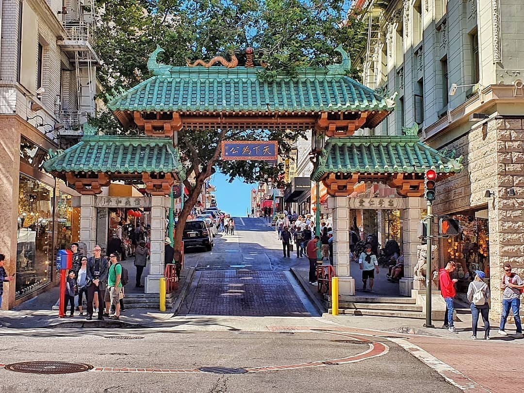 Dragon Gate in Chinatown, SF