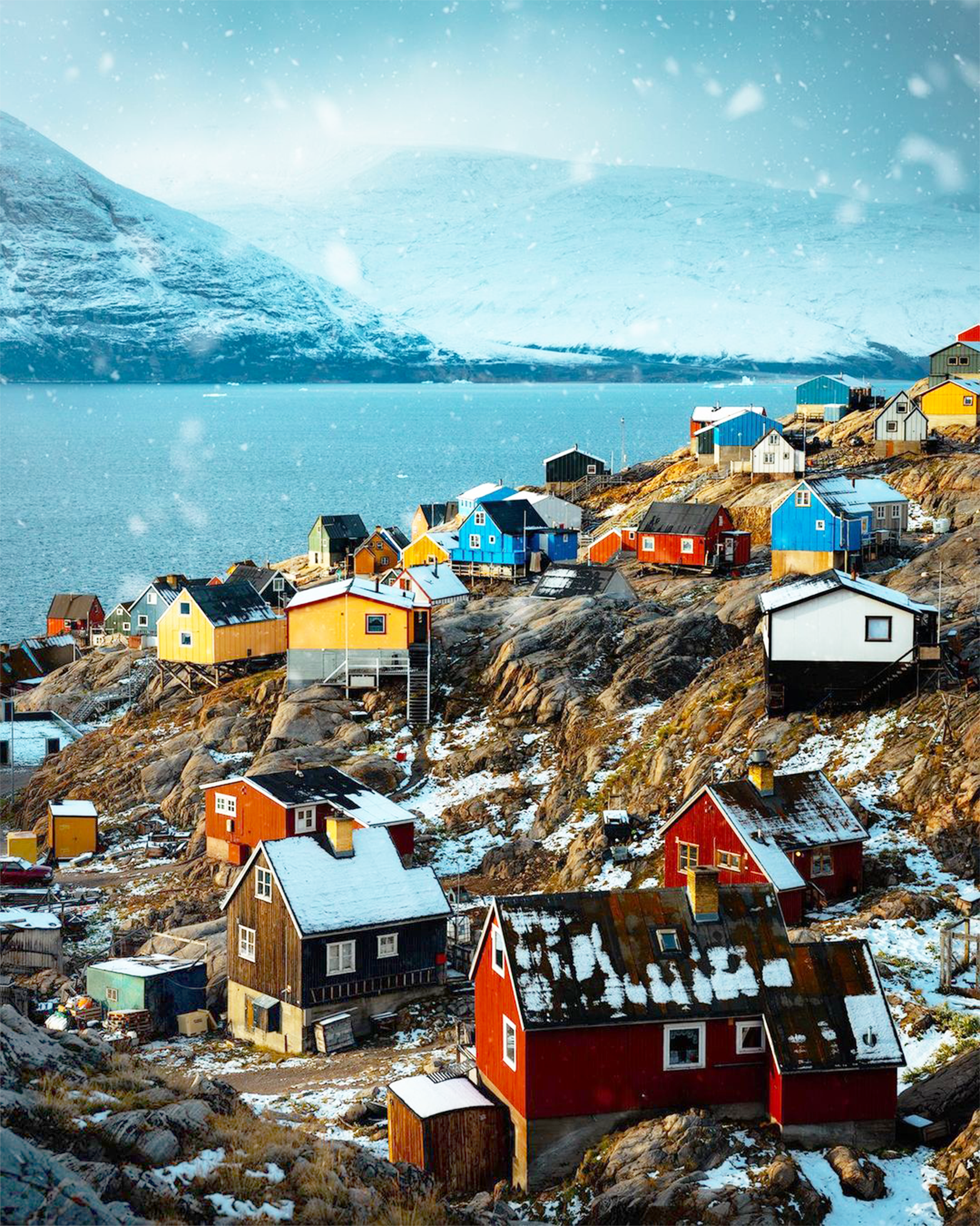 Greenland's houses and mountains